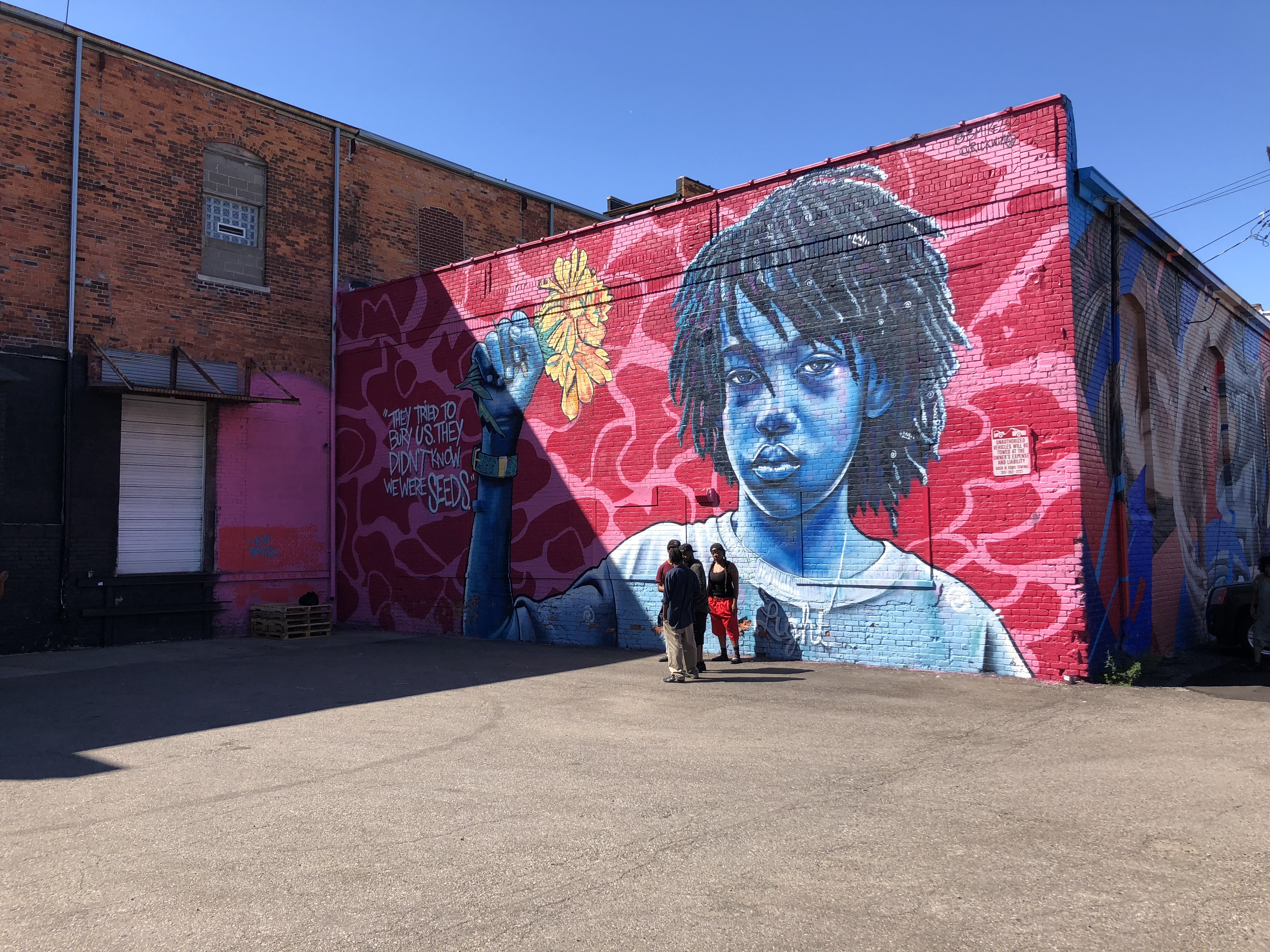 New-Media-Murals-in-the-Market